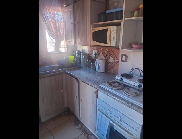 2 BEDROOM HOUSE FOR SALE IN SOSHANGUVE XX